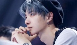 王一博爆料两段恋情视频