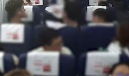 网友爆料高铁视频真实,紧急制动，乘客惊魂未定