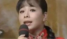 王二妮被爆料现场视频,真实一面引发网友热议