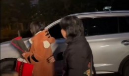 老杜爆料最新动态图视频,揭秘幕后真相，视频内容大揭秘！